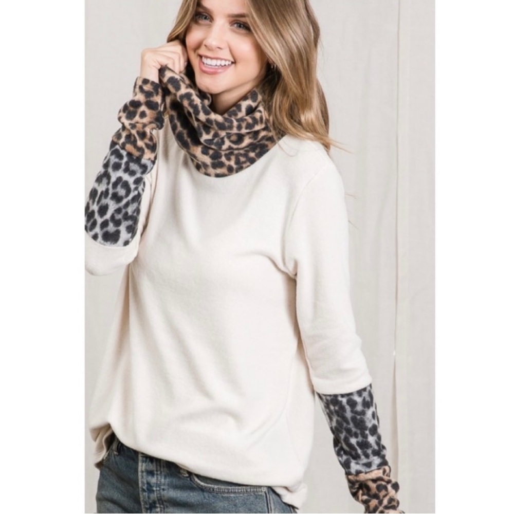 New! Soft Leopard Print Trim Cowl Neckline rounded slit Hemline Top - Picture 4 of 13